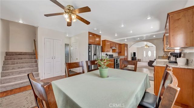 1041 King, Wilmington, CA 90744