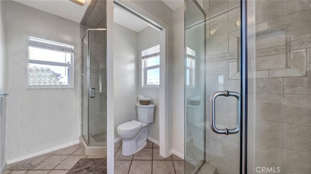 1041 King, Wilmington, CA 90744