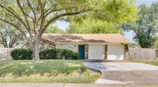 2415 Heather Street, Highlands, TX 77562