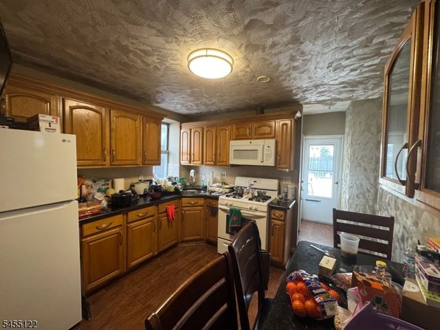 1433 68Th St, North Bergen Twp., NJ 07047
