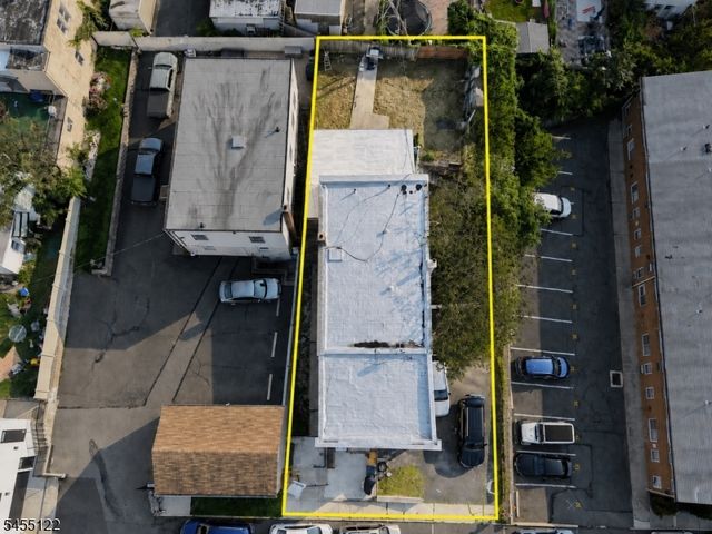1433 68Th St, North Bergen Twp., NJ 07047