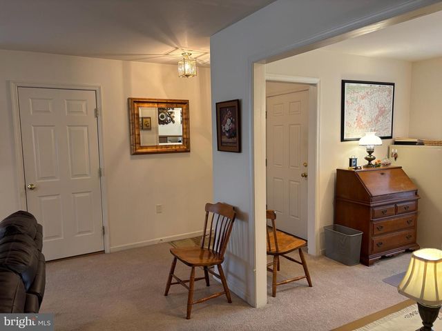 50 BLOOMFIELD DR, Ephrata, PA 17522