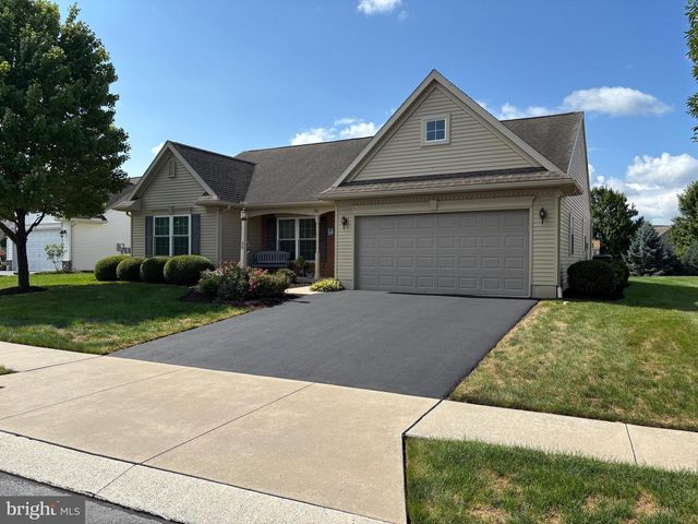 50 BLOOMFIELD DR, Ephrata, PA 17522