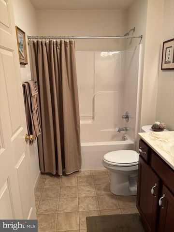 50 BLOOMFIELD DR, Ephrata, PA 17522