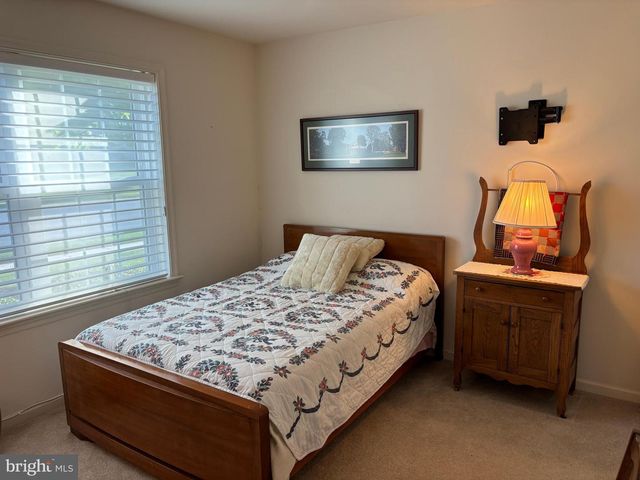 50 BLOOMFIELD DR, Ephrata, PA 17522