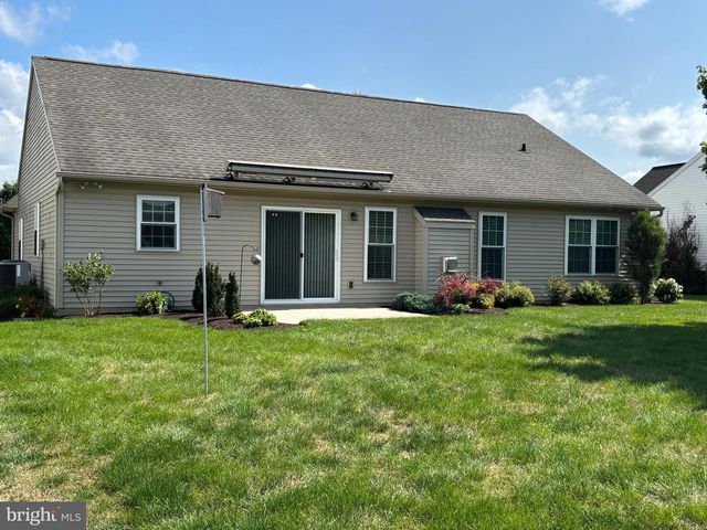 50 BLOOMFIELD DR, Ephrata, PA 17522