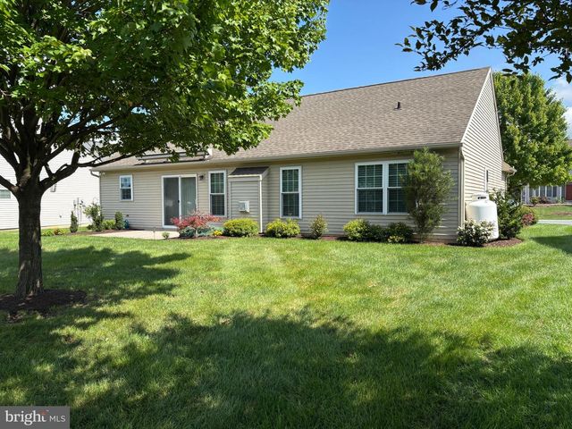 50 BLOOMFIELD DR, Ephrata, PA 17522