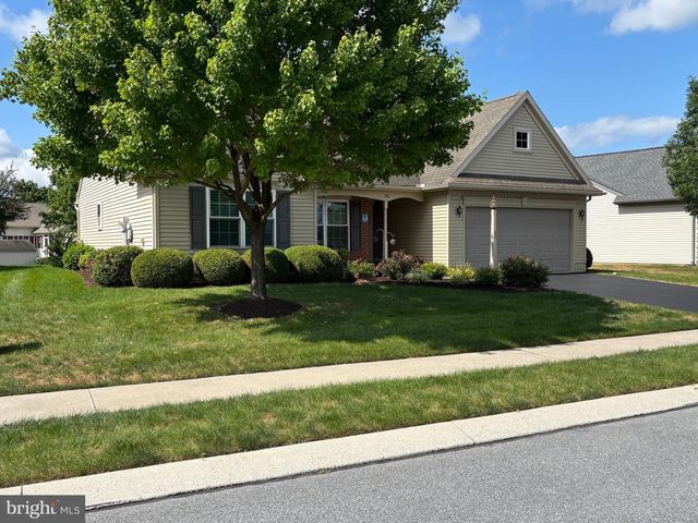 50 BLOOMFIELD DR, Ephrata, PA 17522