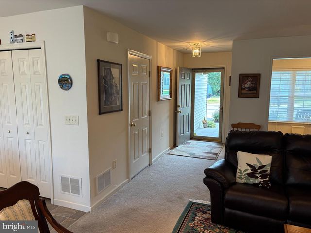 50 BLOOMFIELD DR, Ephrata, PA 17522