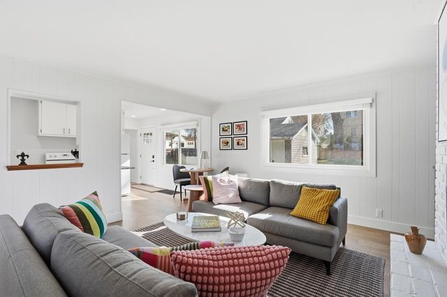 9155 W Park Hill AVENUE, Milwaukee, WI 53226