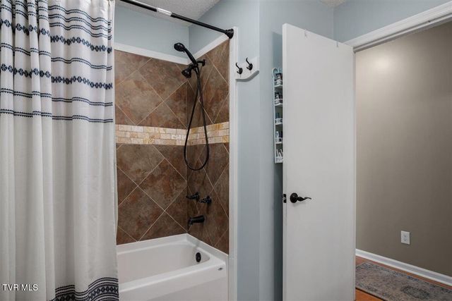 109 Valmar Road, Unicoi, TN 37692