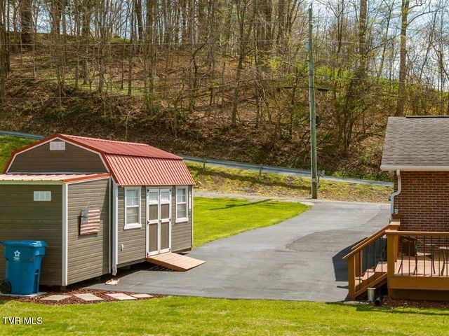 109 Valmar Road, Unicoi, TN 37692