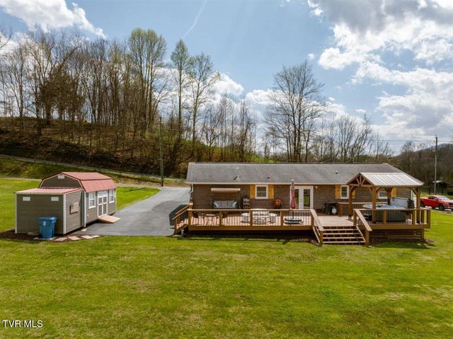109 Valmar Road, Unicoi, TN 37692