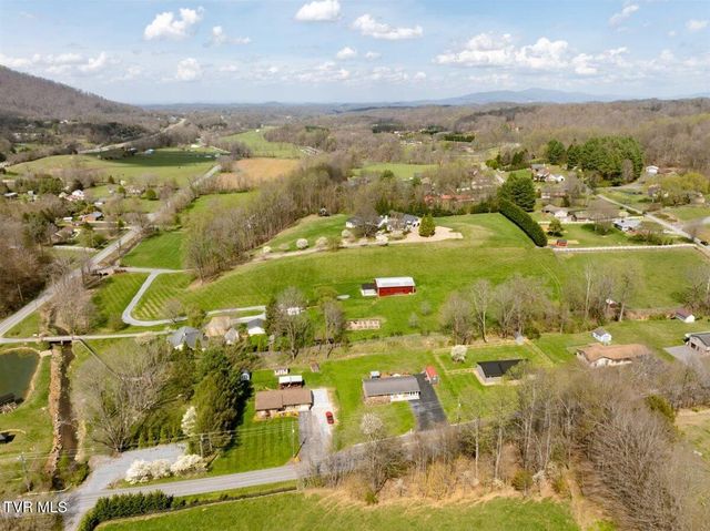 109 Valmar Road, Unicoi, TN 37692