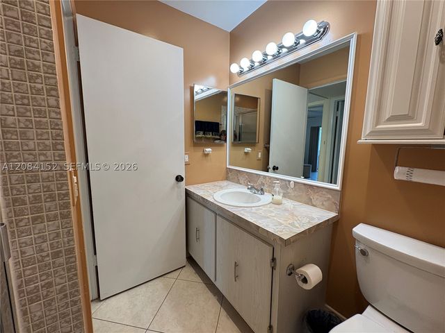 368 Burgundy H 368, Delray Beach, FL 33484