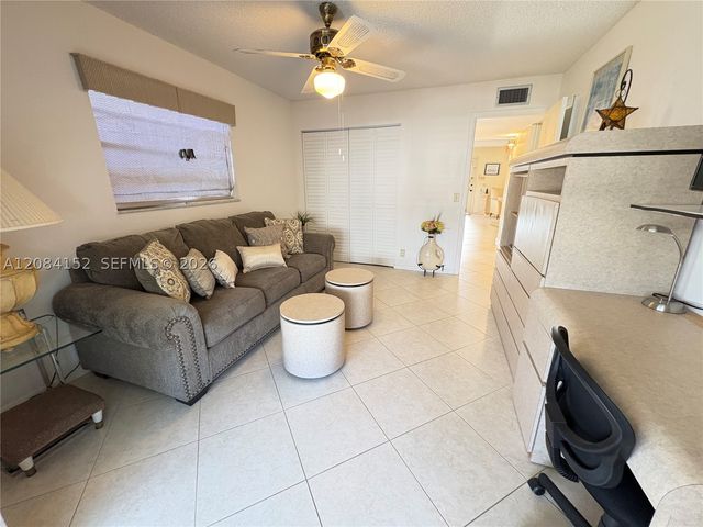 368 Burgundy H 368, Delray Beach, FL 33484