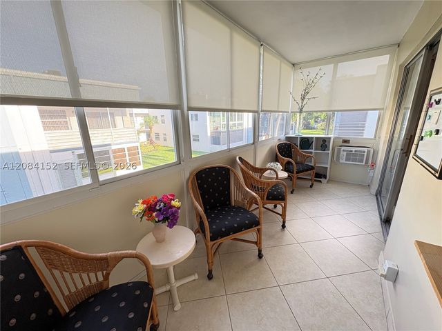 368 Burgundy H 368, Delray Beach, FL 33484