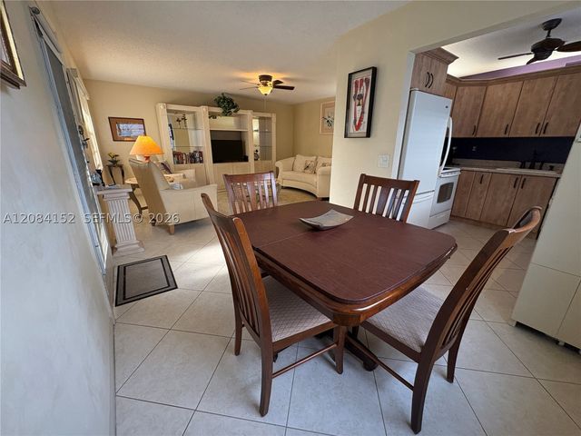 368 Burgundy H 368, Delray Beach, FL 33484