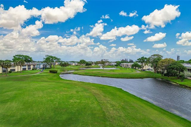 368 Burgundy H 368, Delray Beach, FL 33484