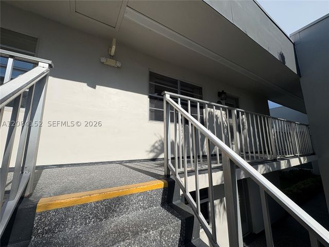 368 Burgundy H 368, Delray Beach, FL 33484