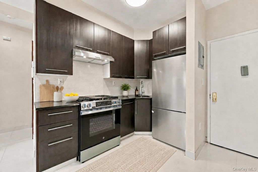 360 43rd Street 2A, Brooklyn, NY 11232 — photo 3