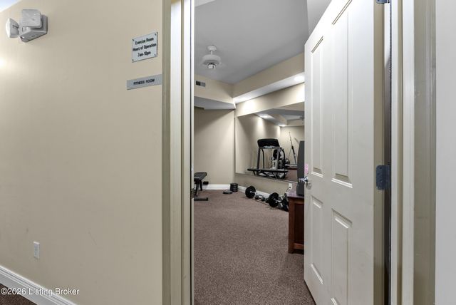 2411 Brownsboro Rd 302, Louisville, KY 40206