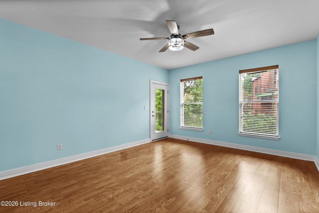 2411 Brownsboro Rd 302, Louisville, KY 40206