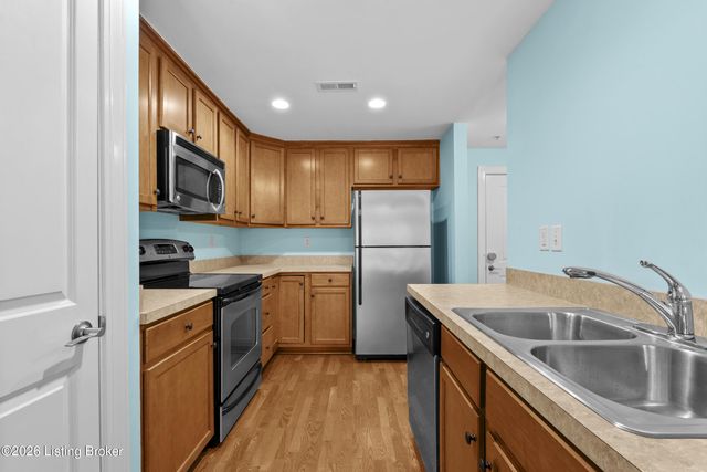 2411 Brownsboro Rd 302, Louisville, KY 40206