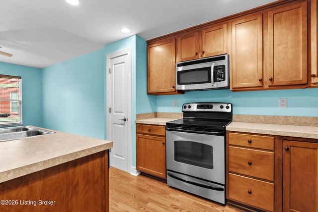 2411 Brownsboro Rd 302, Louisville, KY 40206