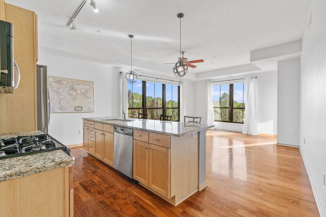 4525 Park Commons Drive 201, Minneapolis, MN 55416