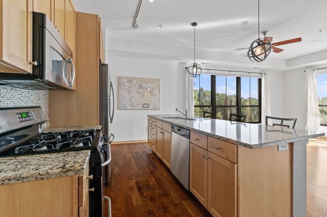 4525 Park Commons Drive 201, Minneapolis, MN 55416