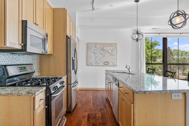 4525 Park Commons Drive 201, Minneapolis, MN 55416