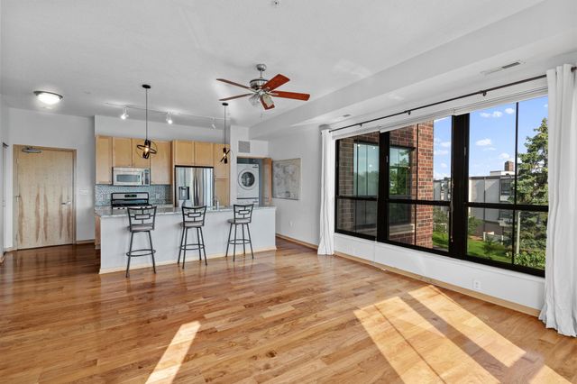 4525 Park Commons Drive 201, Minneapolis, MN 55416