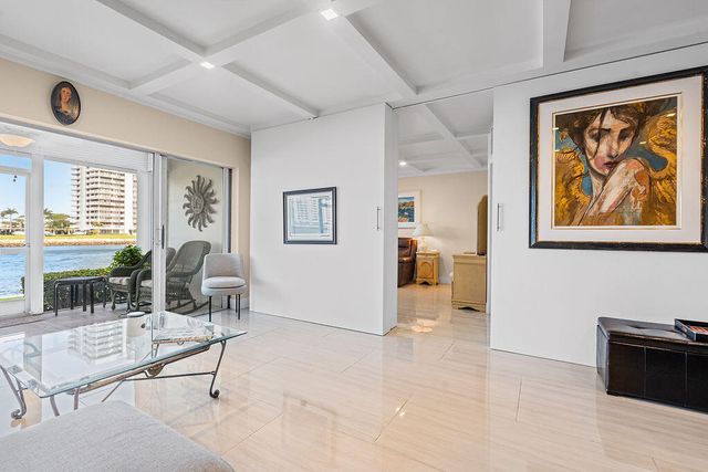 20 Yacht Club Drive 107, North Palm Beach, FL 33408