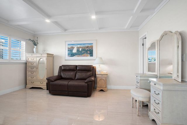 20 Yacht Club Drive 107, North Palm Beach, FL 33408