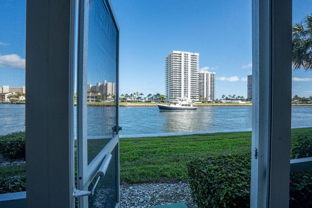 20 Yacht Club Drive 107, North Palm Beach, FL 33408