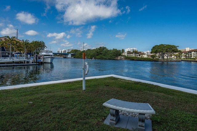 20 Yacht Club Drive 107, North Palm Beach, FL 33408
