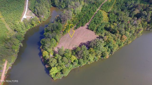 692 Overlook Drive, Vonore, TN 37885