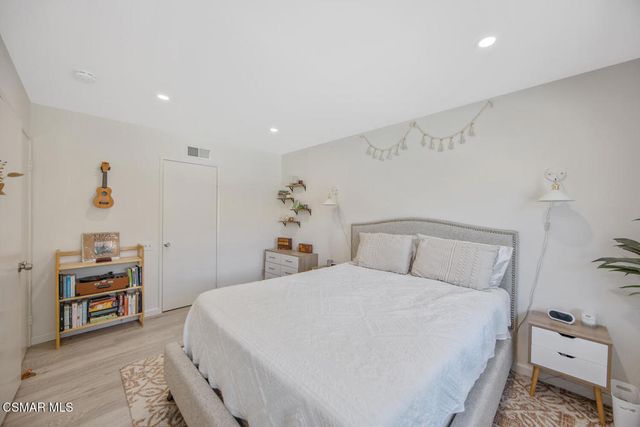 2647 La Paloma Circle, Thousand Oaks, CA 91360