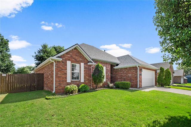 340 Brandon Loop, Springdale, AR 72762