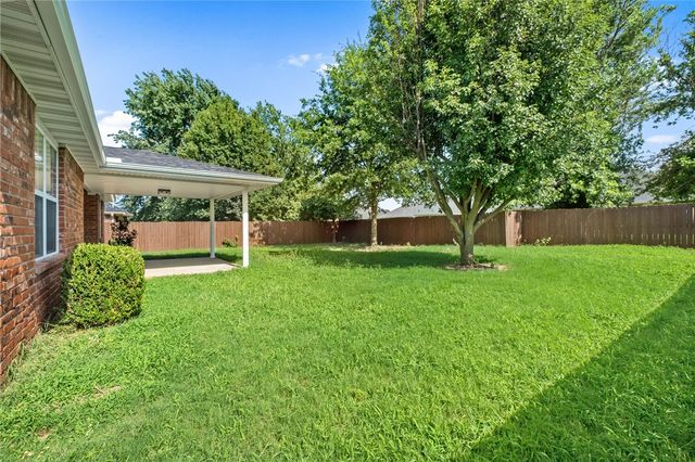 340 Brandon Loop, Springdale, AR 72762