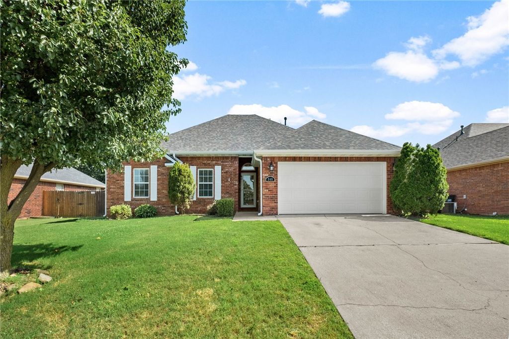 340 Brandon Loop, Springdale, AR 72762