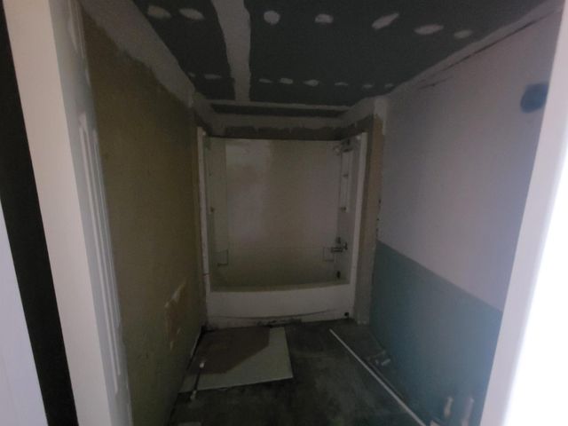 208 N WASHINGTON Street, Hurst, IL 62949