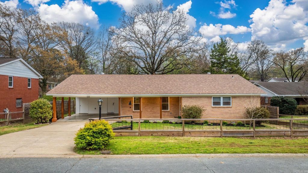 7217 APACHE Road, Little Rock, AR 72205