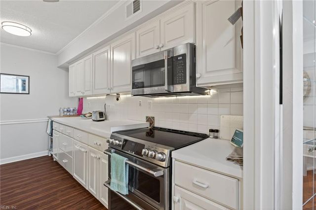 3300 Ocean Shore Ave Apt 902, Virginia Beach, VA 23451