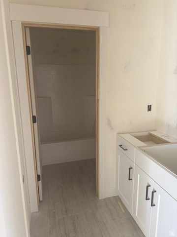 5318 S SHOREBREAK DR, Washington, UT 84780