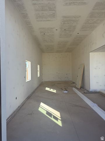 5318 S SHOREBREAK DR, Washington, UT 84780