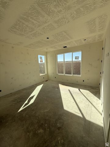 5318 S SHOREBREAK DR, Washington, UT 84780