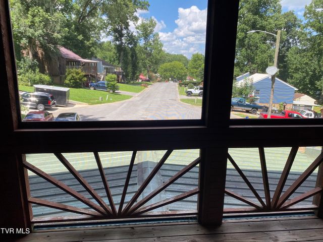 1970 Michael Drive, Johnson City, TN 37604