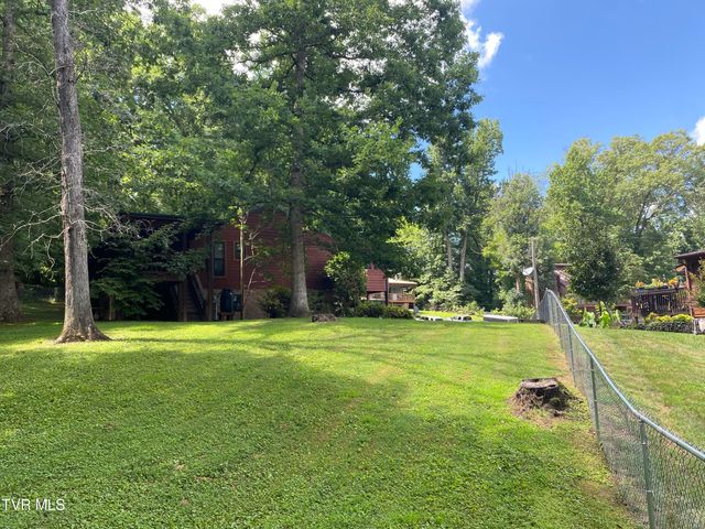 1970 Michael Drive, Johnson City, TN 37604